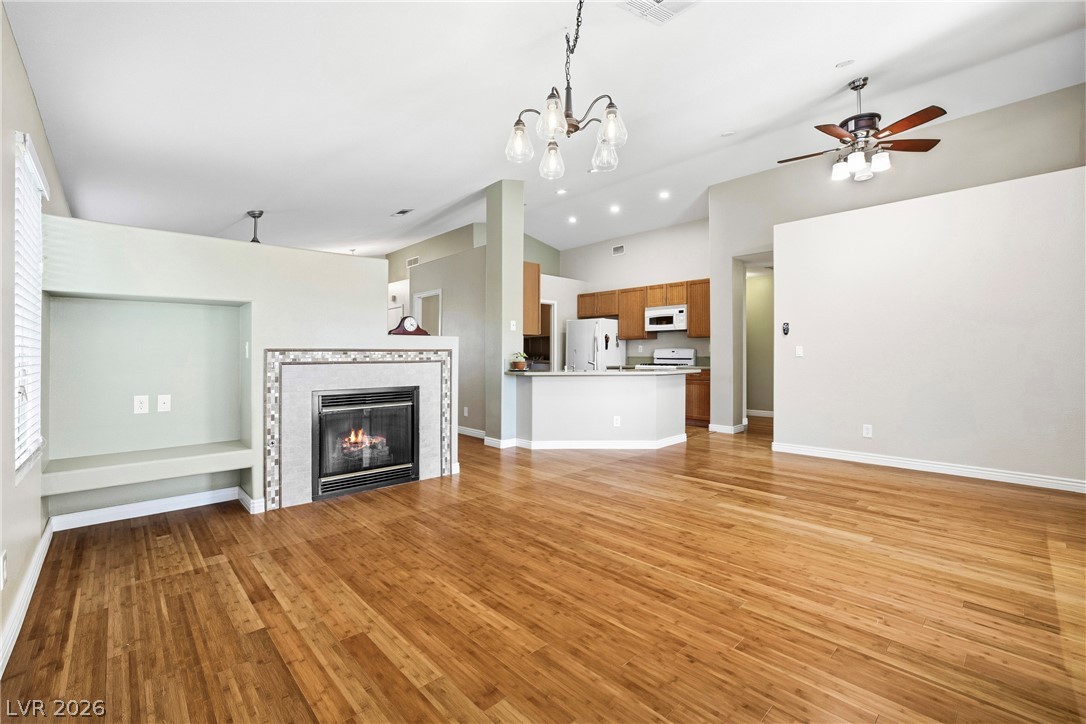 Photo 3 of 3611 Russian Olive Street