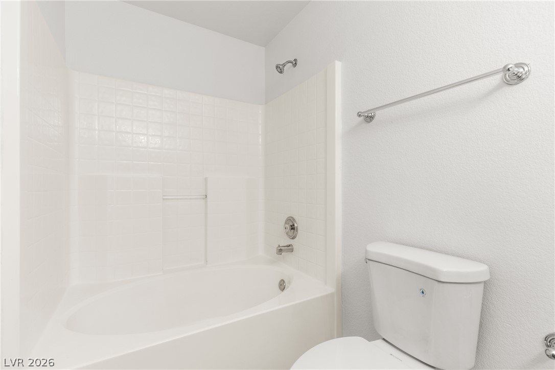 Photo 22 of 50, 5429 Bridgehampton Avenue