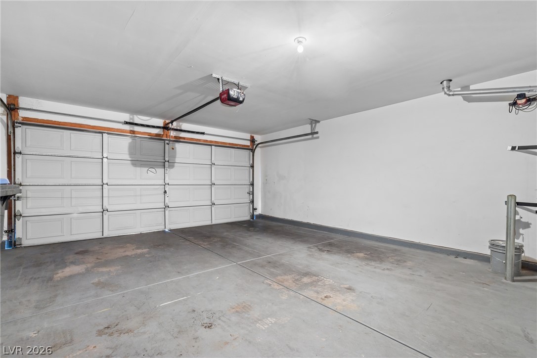 Photo 36 of 50, 5429 Bridgehampton Avenue