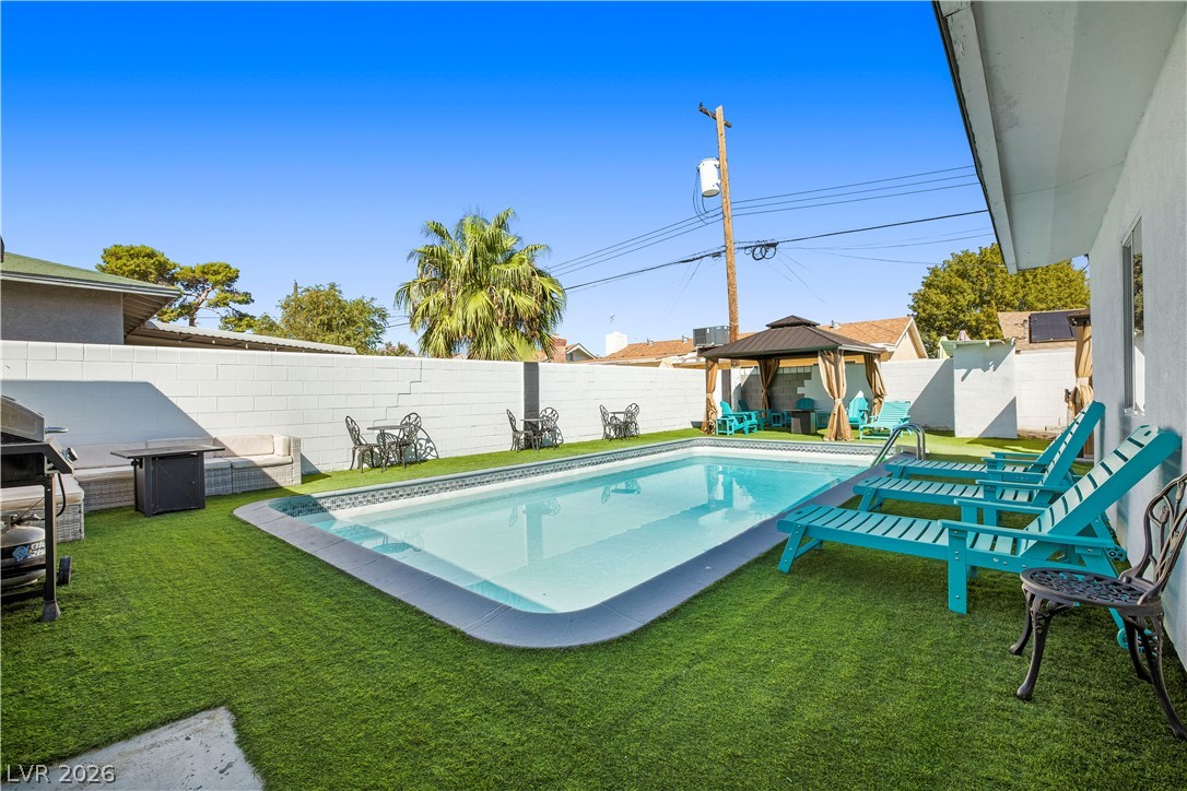 2013 Howard Avenue, Las Vegas