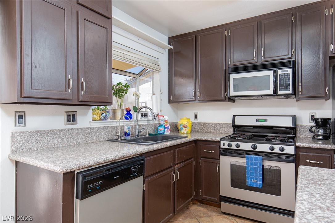 Photo 12 of 30, 6705 Waterville Circle