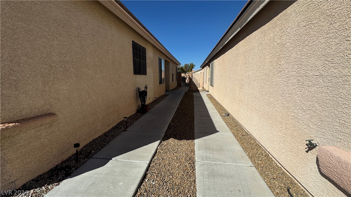 Photo 24 of 28, 4582 Ordway Drive