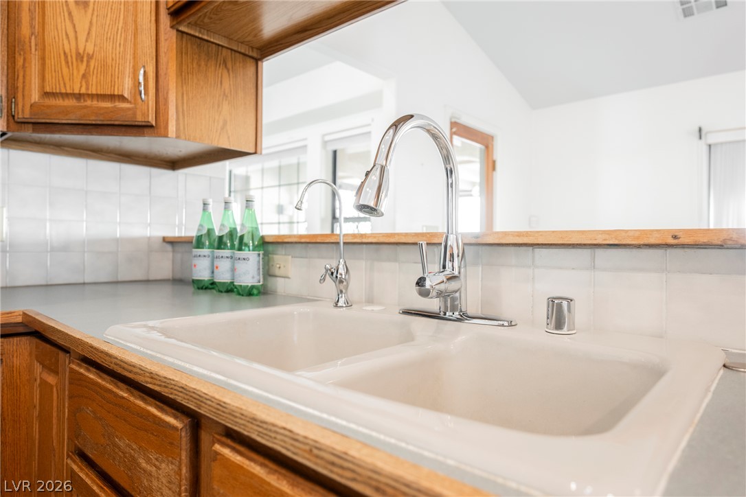 Photo 12 of 21, 1109 Halite Court