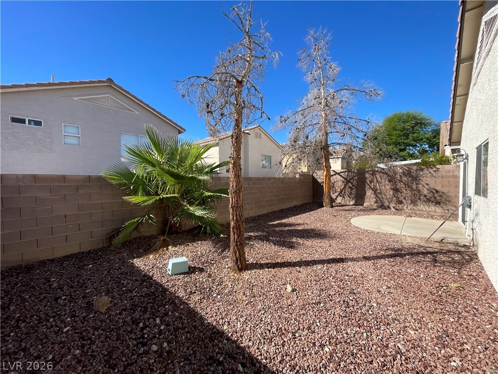 Photo 6 of 17, 7873 Blue Brook Drive