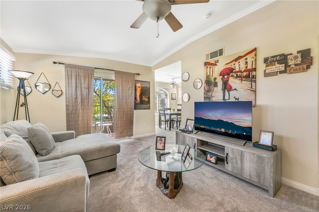 Photo 3 of 4400 S Jones Boulevard #2033