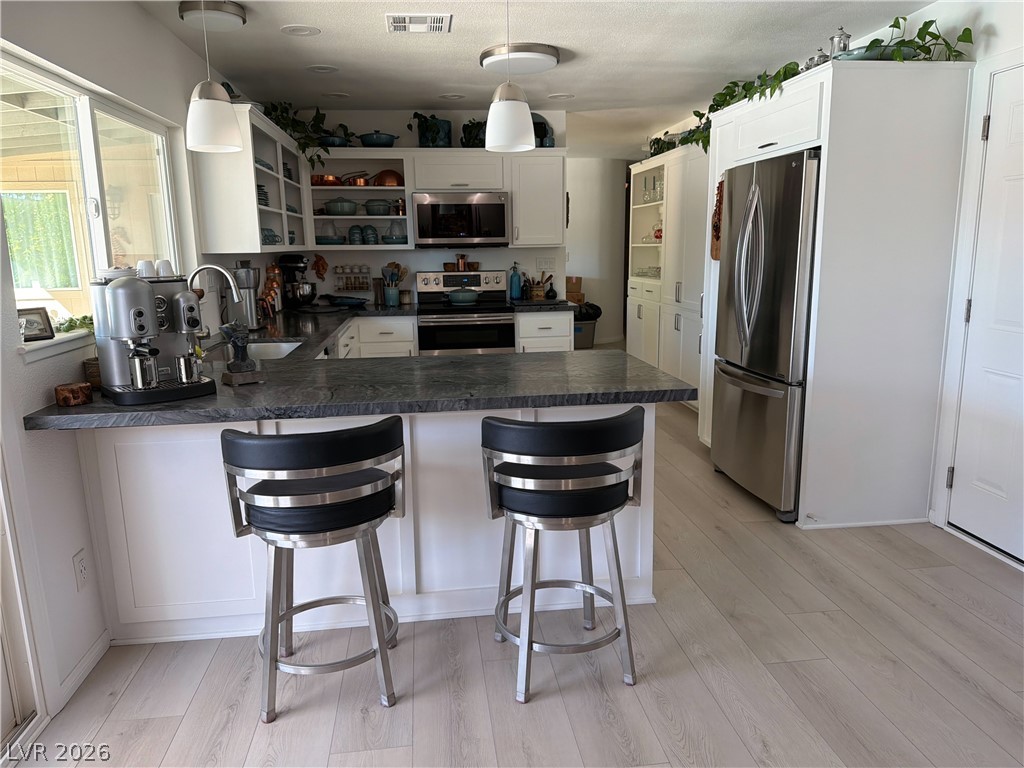 Photo 14 of 50, 5855 W Oakey Boulevard
