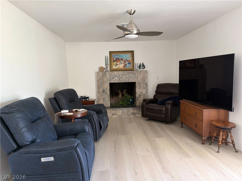 Photo 20 of 50, 5855 W Oakey Boulevard