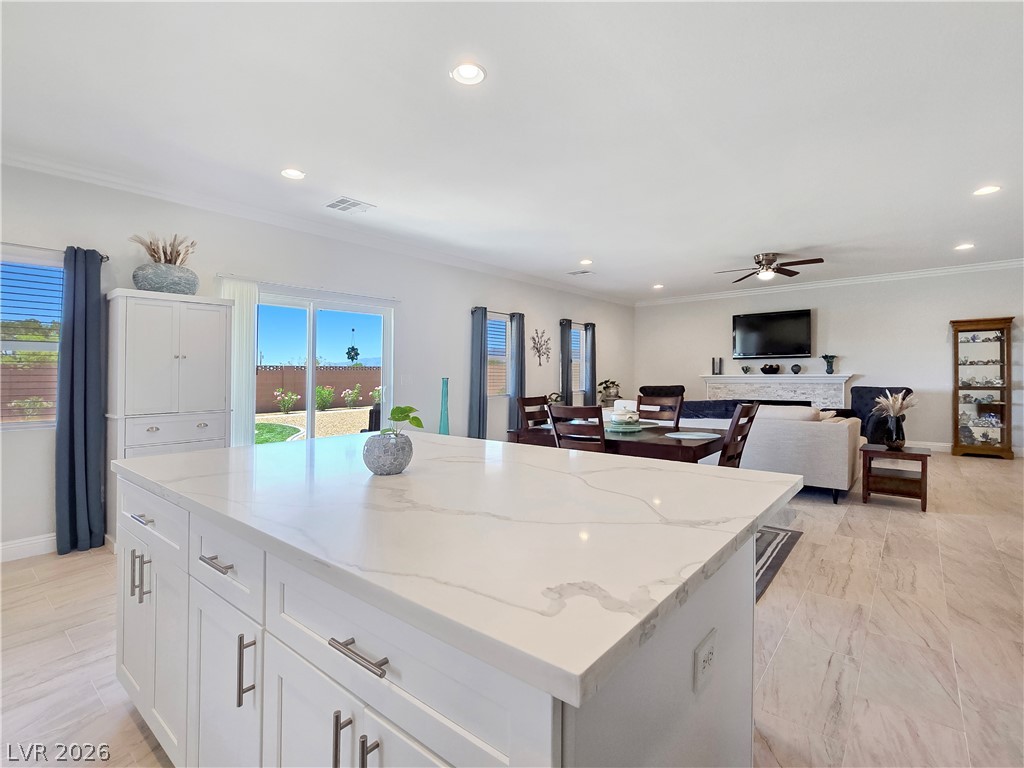 Photo 23 of 42, 5471 Lincolnwood Court