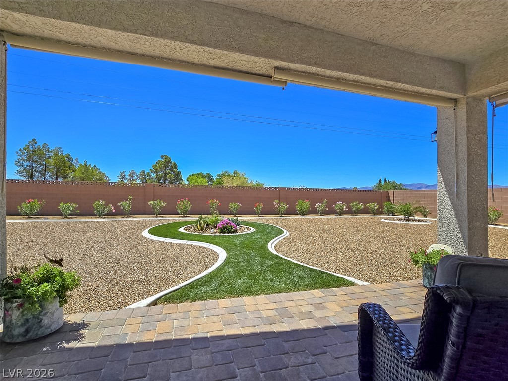 Photo 35 of 42, 5471 Lincolnwood Court