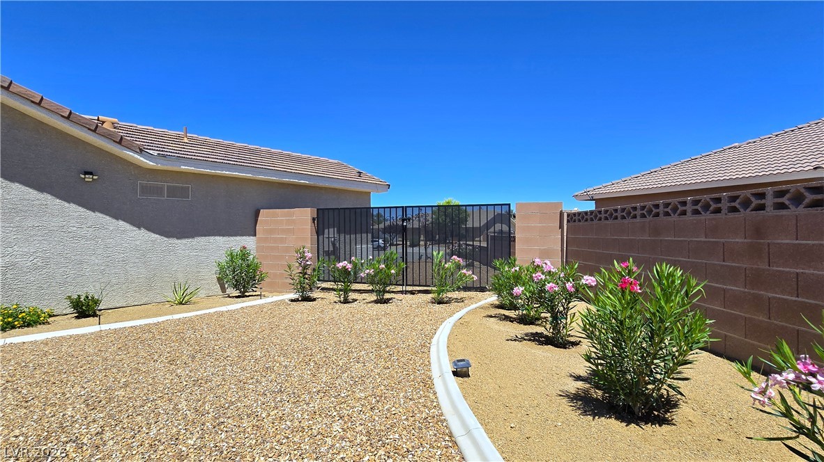 Photo 41 of 42, 5471 Lincolnwood Court