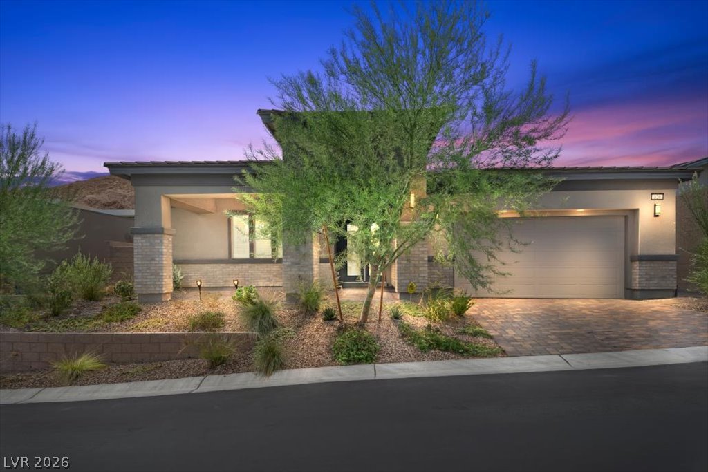 129 Juliette Pointe Lane, Henderson 89011
