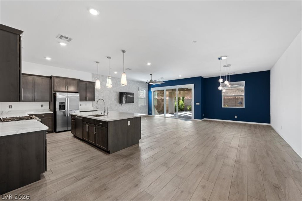 Photo 13 of 27, 129 Juliette Pointe Lane