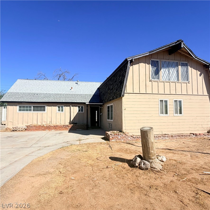 Photo 2 of 5216 Doe Avenue