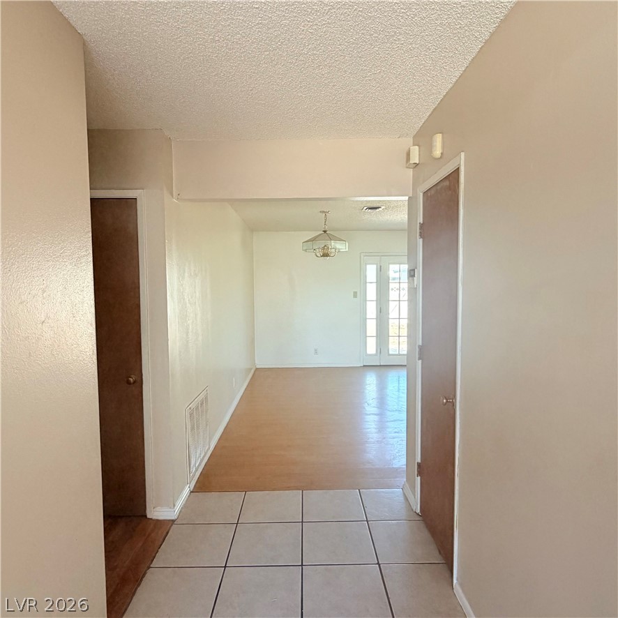 Photo 3 of 5216 Doe Avenue