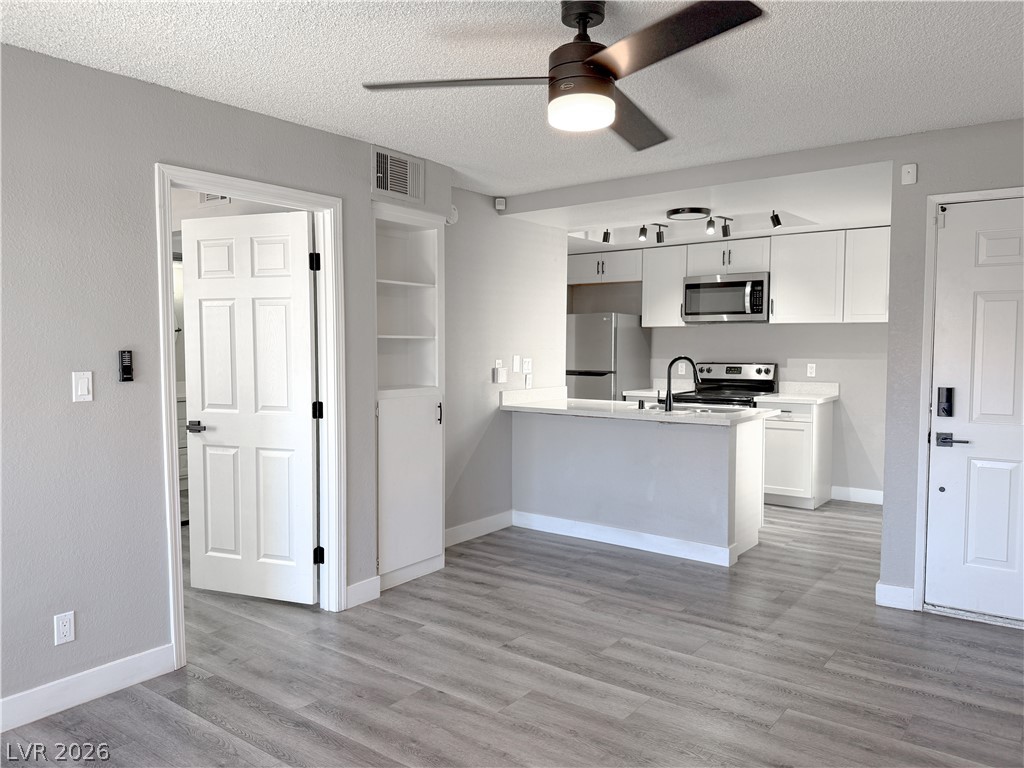 4321 Gannet Circle #199, Las Vegas 89103