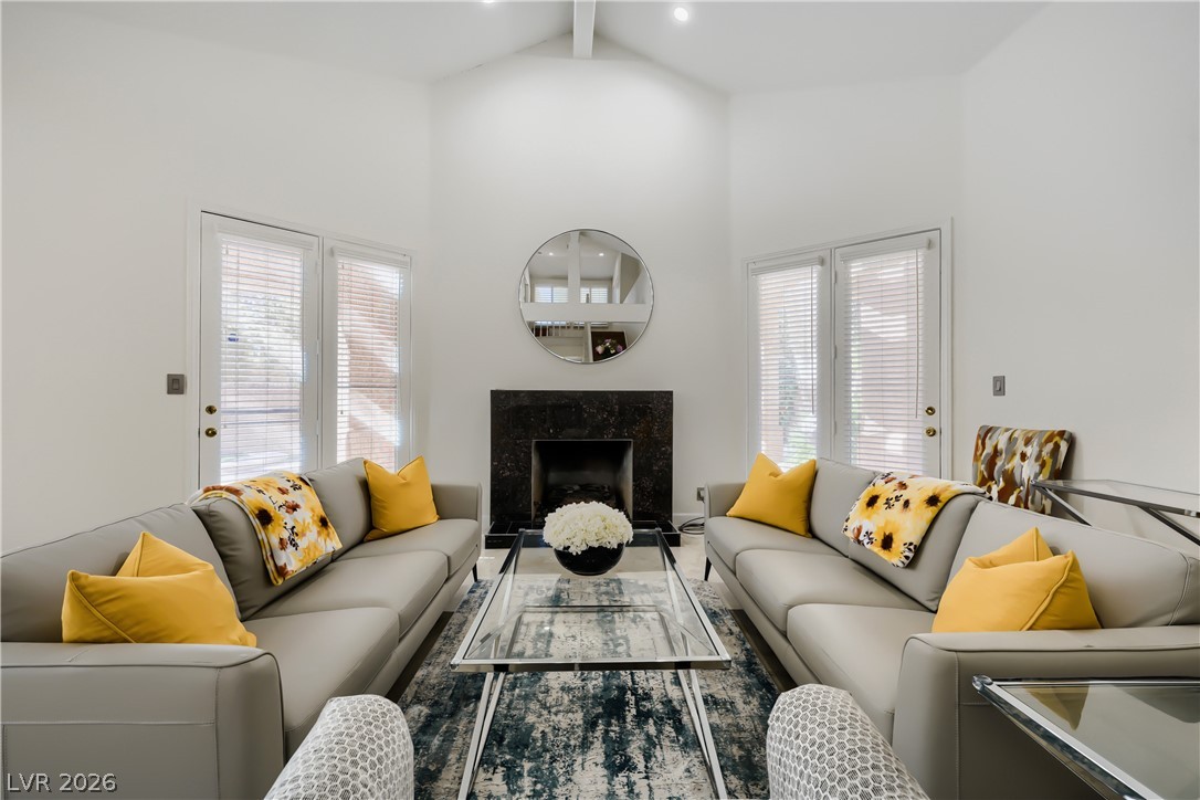 Photo 9 of 35, 5105 Turnberry Lane
