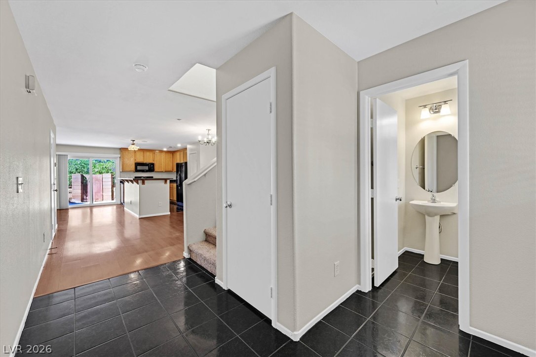 Photo 3 of 1157 Gecko Road