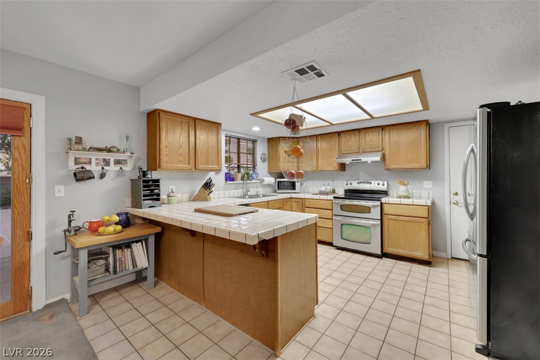 Photo 16 of 44, 8560 Rancho Destino Road