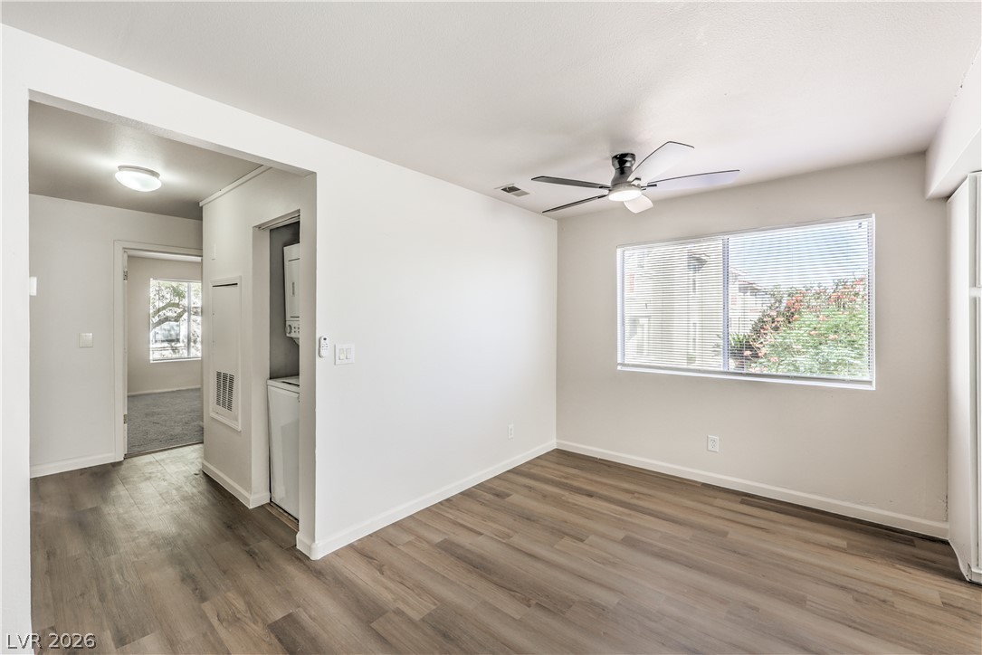 Photo 7 of 31, 7300 Pirates Cove Road #1086
