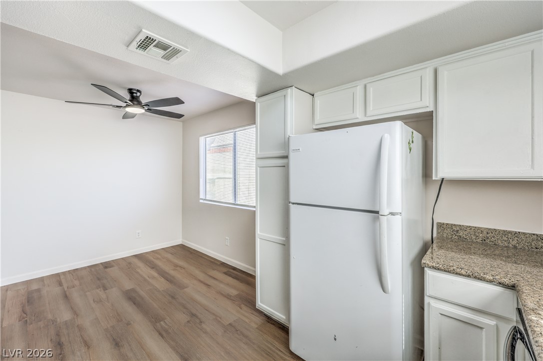 Photo 12 of 31, 7300 Pirates Cove Road #1086