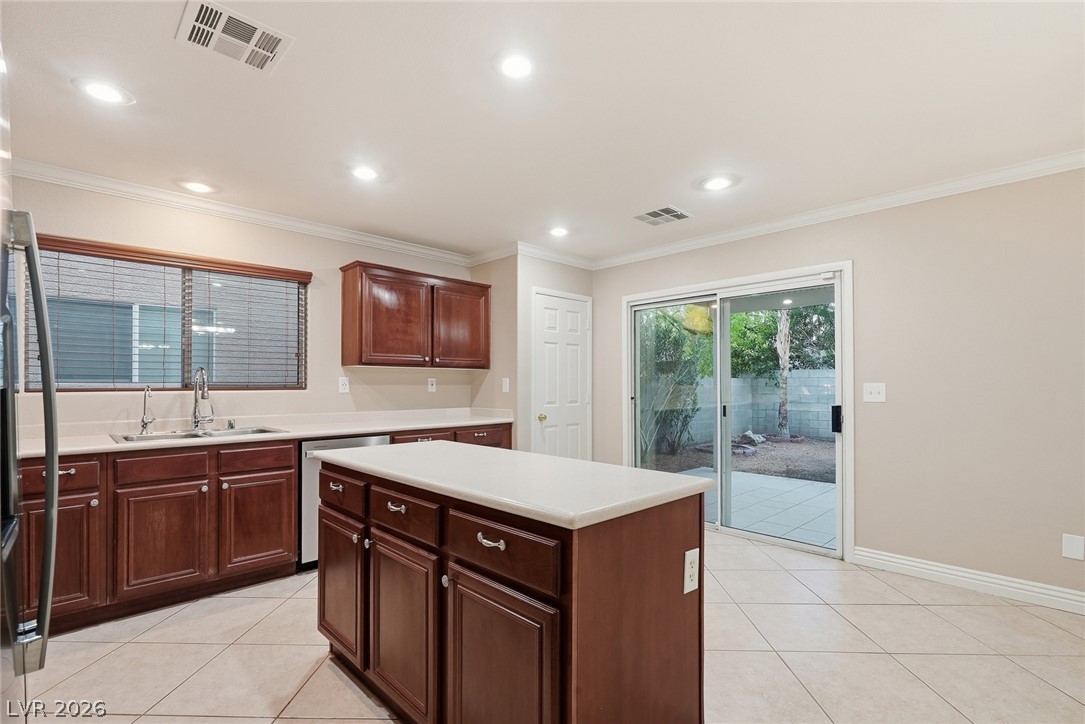 Photo 10 of 64, 7616 Emerald Ridge Court