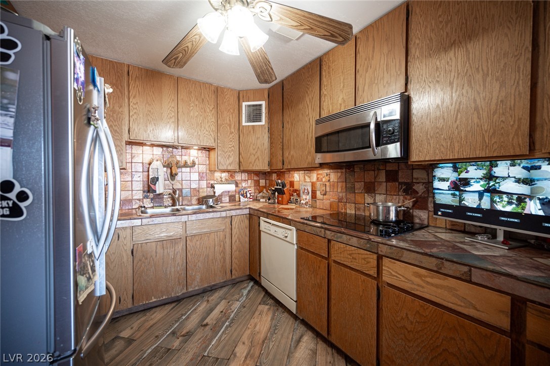 Photo 74 of 79, Henderson, NV 89015