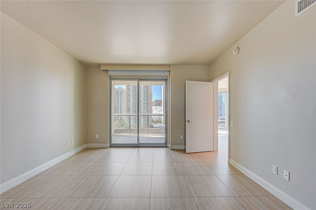 Photo 13 of 70, 222 Karen Avenue #1602