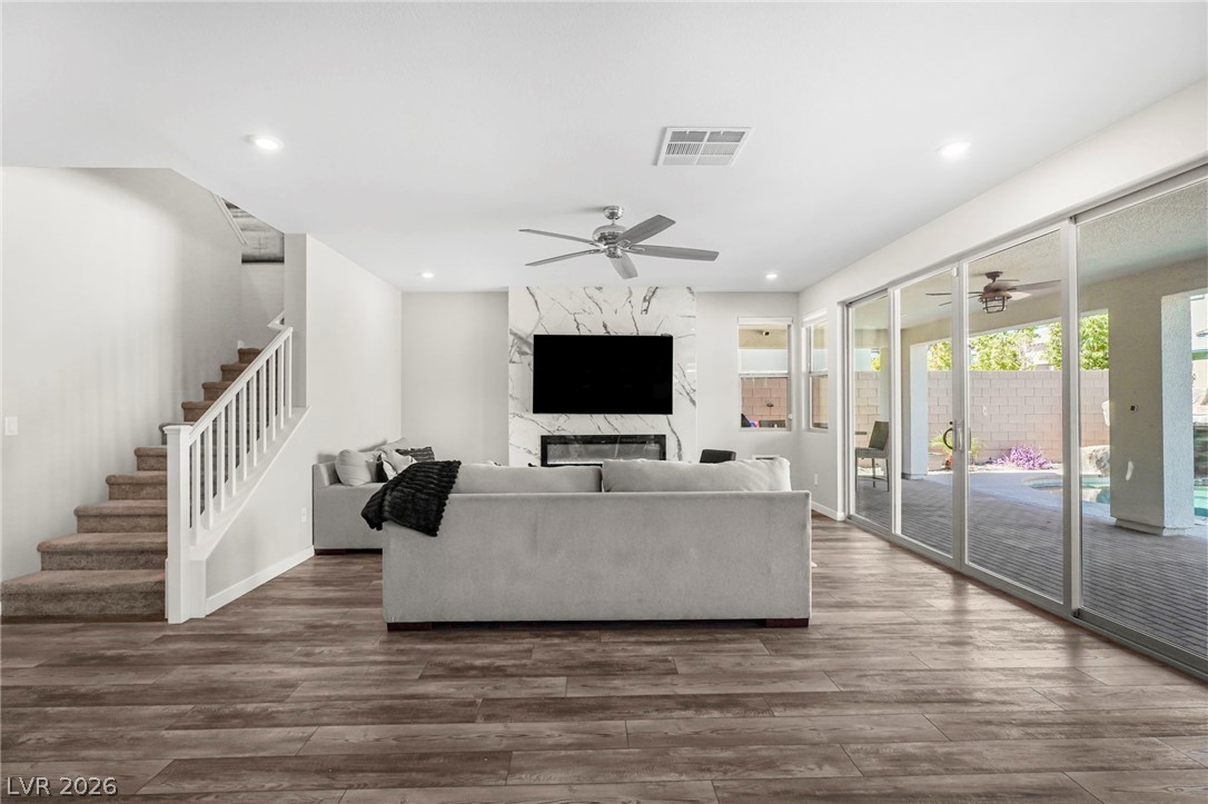 Photo 14 of 77, 10310 Sierra Skye Avenue