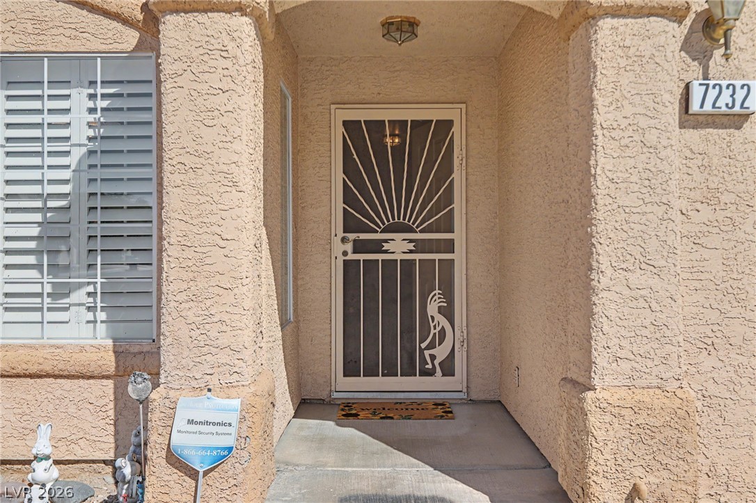 Photo 4 of 7232 London Bridge Avenue