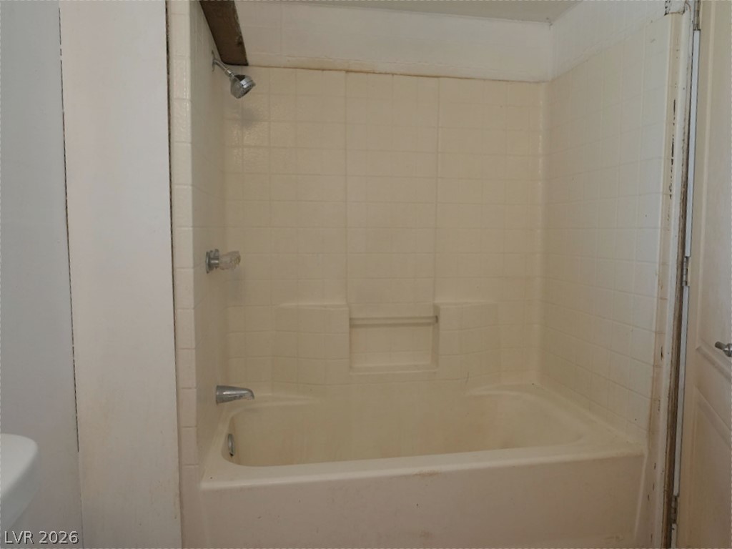 Photo 17 of 50, 4031 Moapa Street