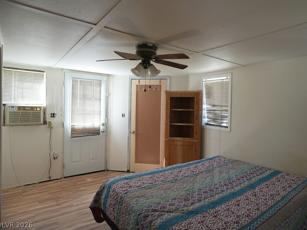 Photo 20 of 50, 4031 Moapa Street