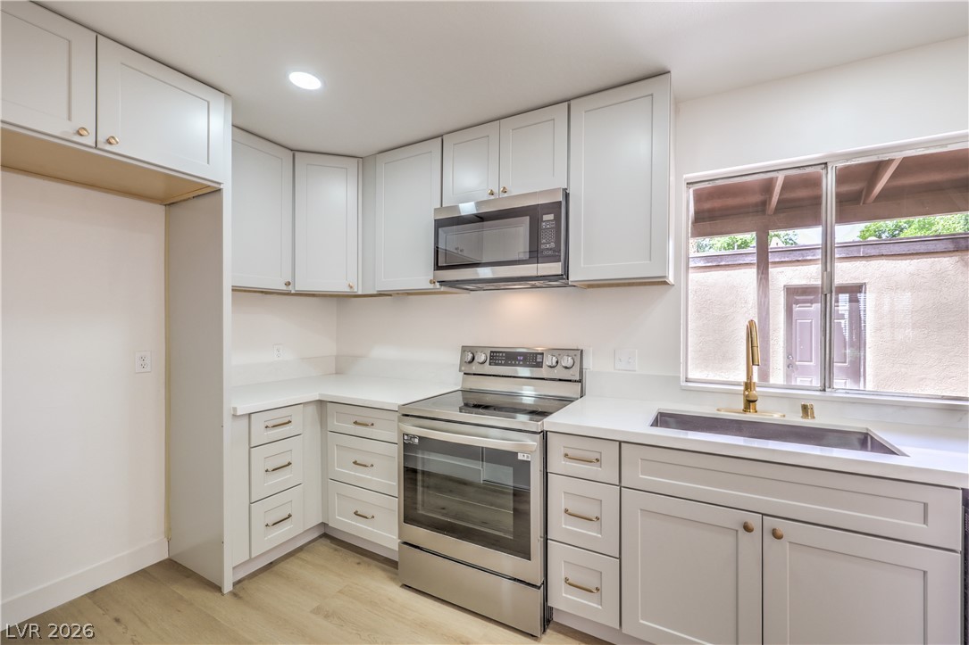 513 Starfire Place, Las Vegas 89107