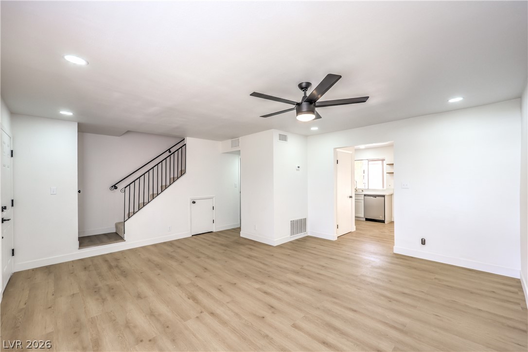 Photo 2 of 513 Starfire Place