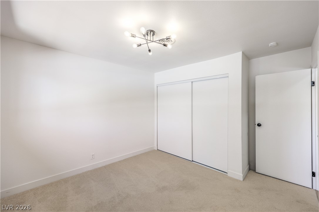 Photo 18 of 32, 513 Starfire Place