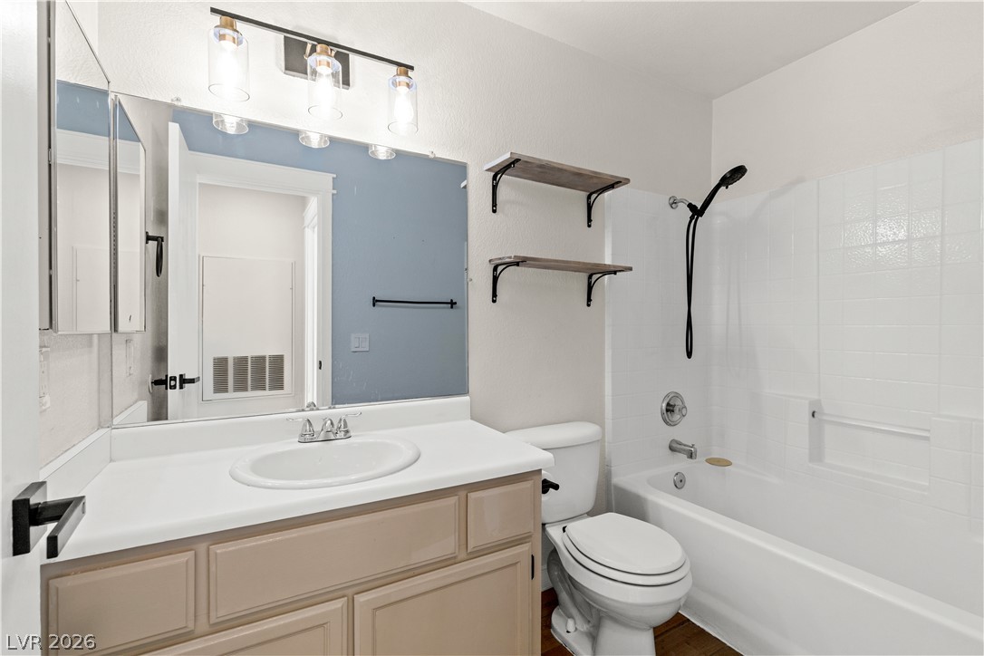 Photo 14 of 36, 7564 Durham Hall Avenue #201