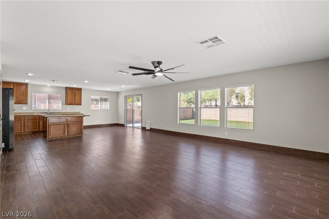 Photo 6 of 39, 3112 Gannon Ridge Avenue