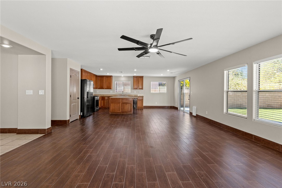 Photo 7 of 39, 3112 Gannon Ridge Avenue