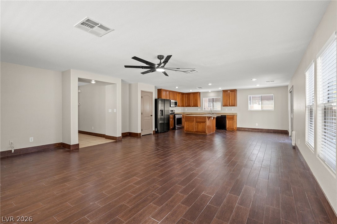 Photo 8 of 39, 3112 Gannon Ridge Avenue