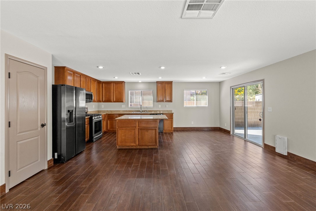 Photo 10 of 39, 3112 Gannon Ridge Avenue
