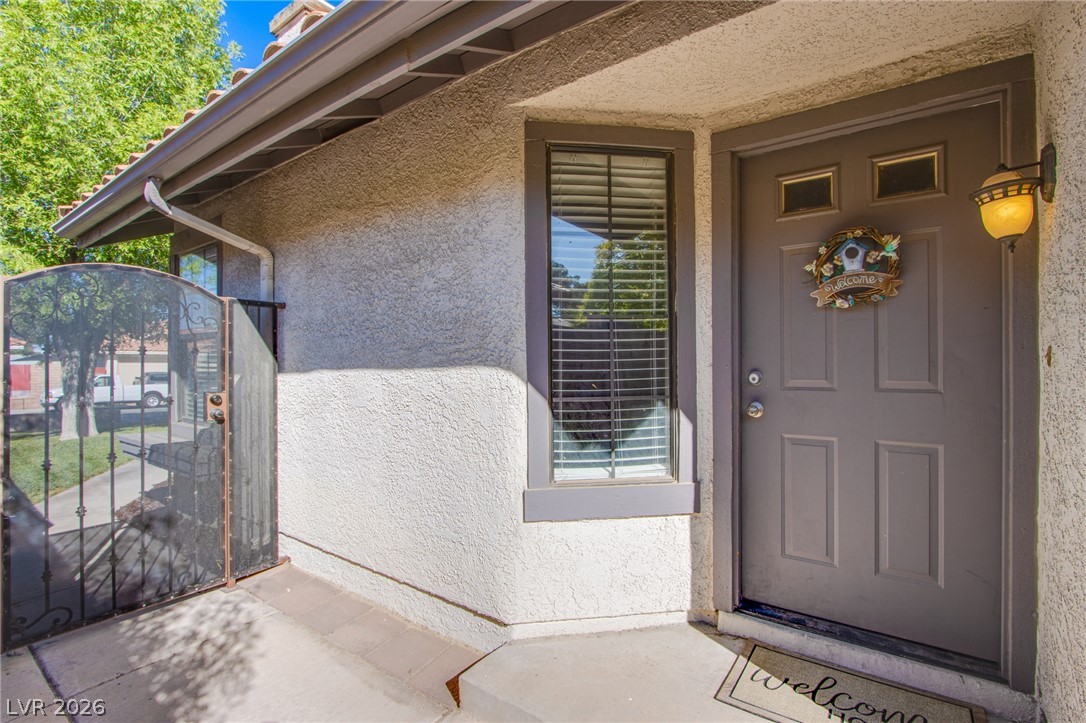 Photo 3 of 4659 Winfield Drive