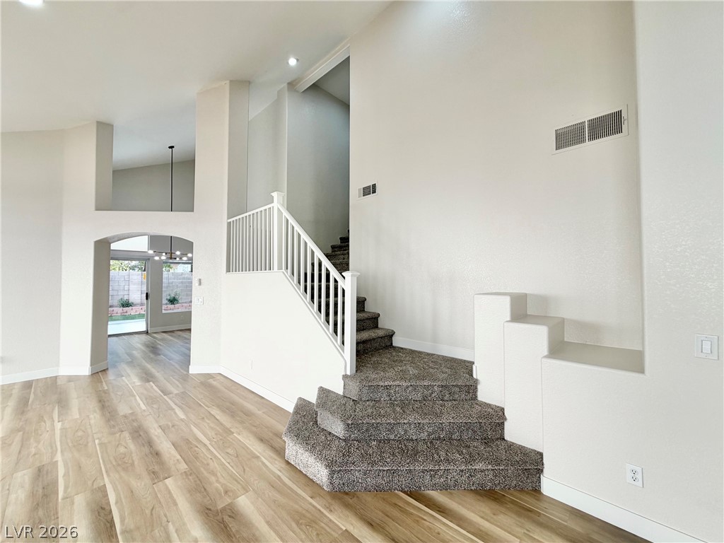 Photo 4 of 8995 Lillyhammer Court