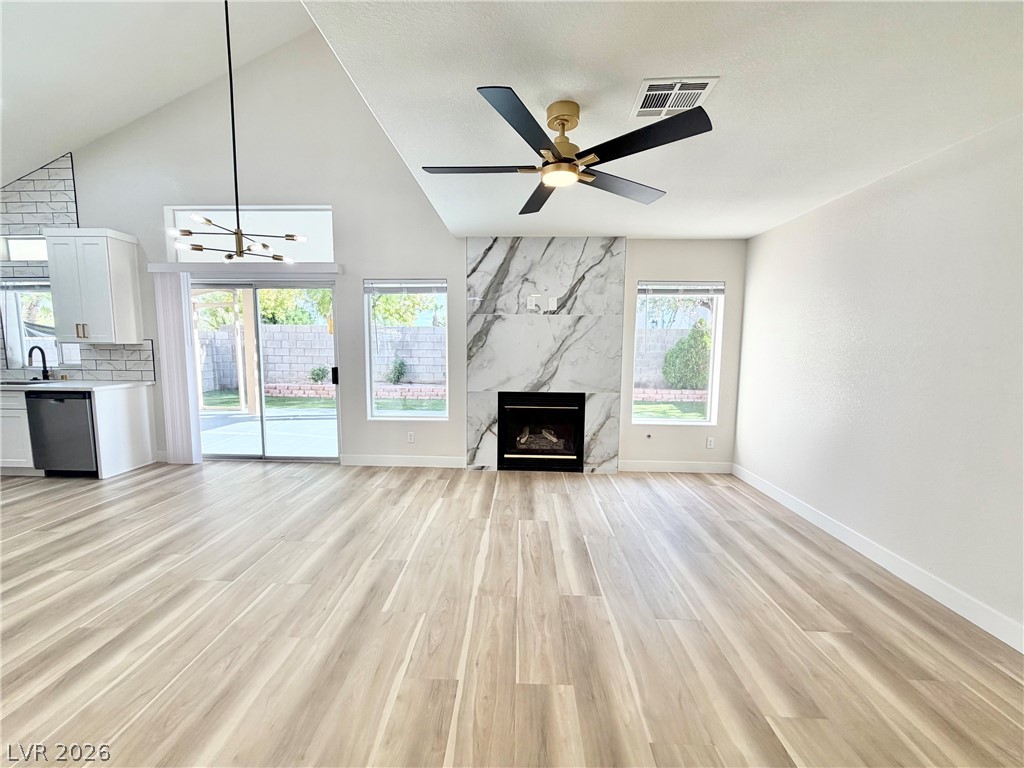 Photo 10 of 44, 8995 Lillyhammer Court