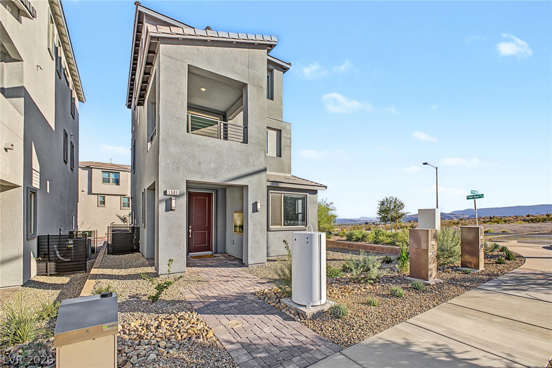 1501 Little Penguin Street, Las Vegas 89138