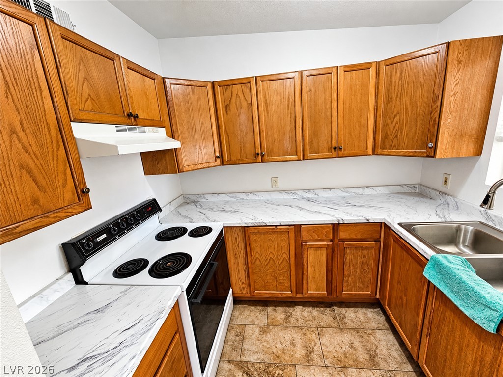 Photo 32 of 34, 4404 Avondale Avenue