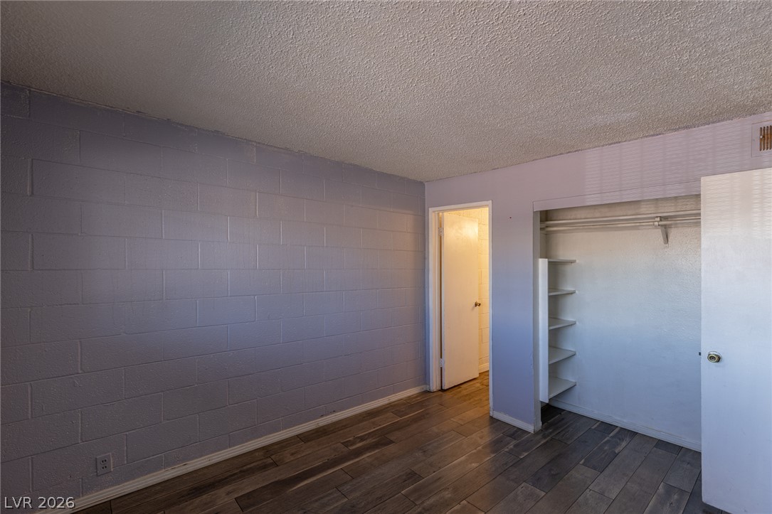 Photo 24 of 27, 3718 Hazelwood Street #23