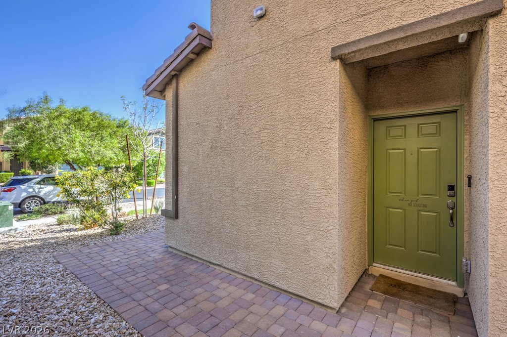 Photo 4 of 7223 Glimmer Point Street