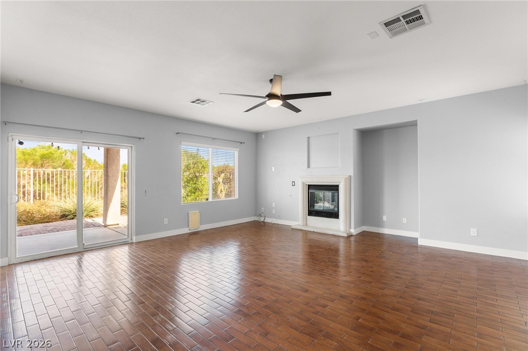 Photo 7 of 23, 8116 Loma Del Ray Street