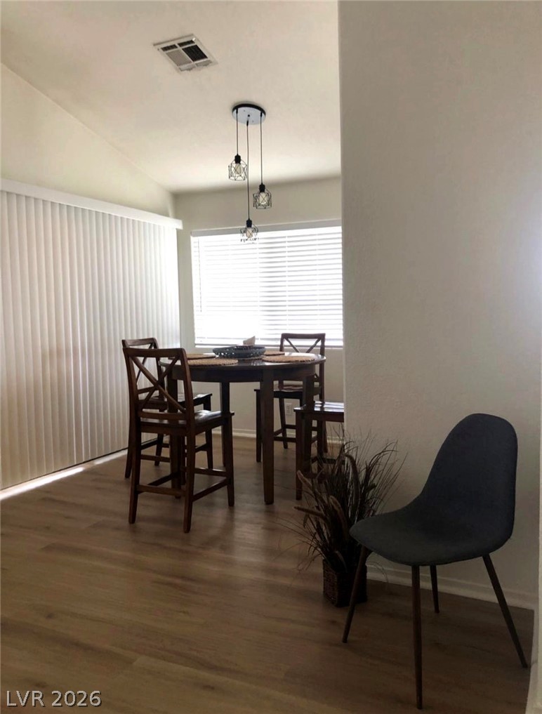 Photo 13 of 15, 5016 S Rainbow Boulevard #202