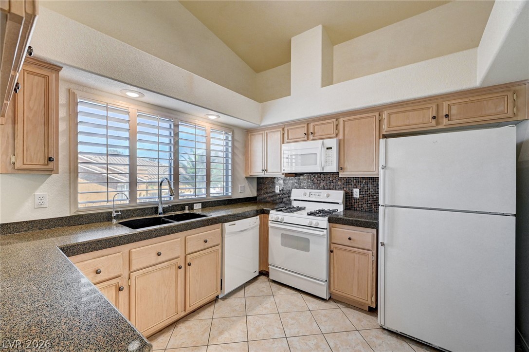 Photo 15 of 47, 9436 Mount Cherie Avenue #103