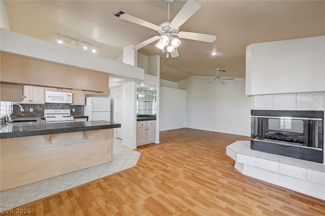 Photo 10 of 47, 9436 Mount Cherie Avenue #103